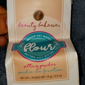 🩷Beauty Bakerie setting powder